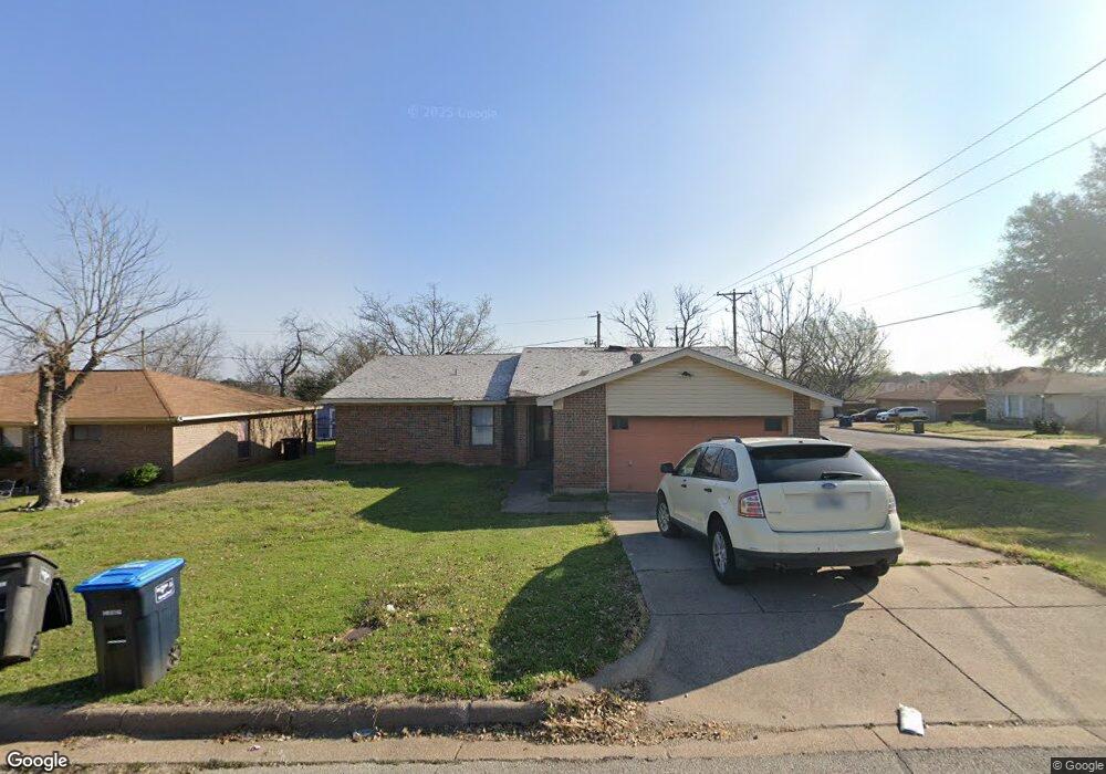 3700 Misty Meadow Dr, Fort Worth, TX 76133 - photo 1