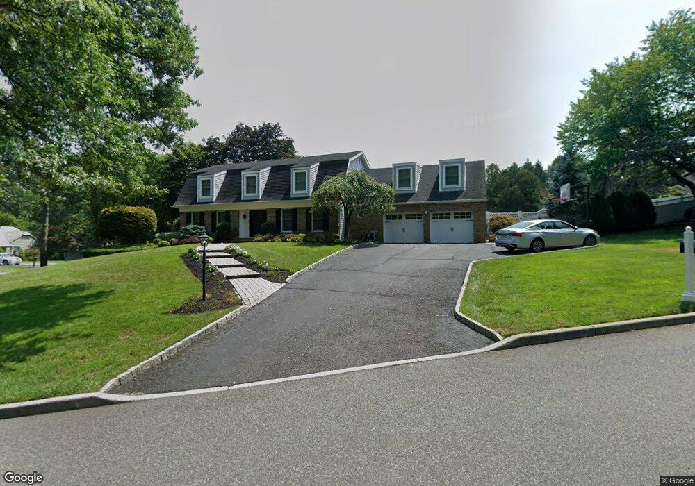 502 Lydia Ln, Wyckoff, NJ 07481 - photo 1