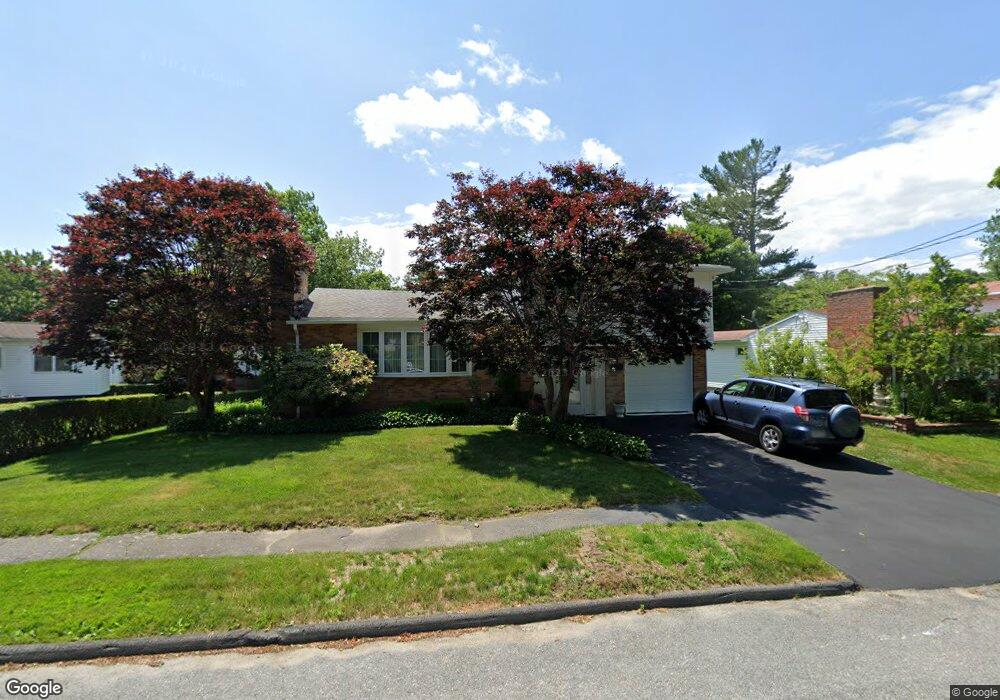 27 Sussex Ln, Worcester, MA 01602 - photo 1