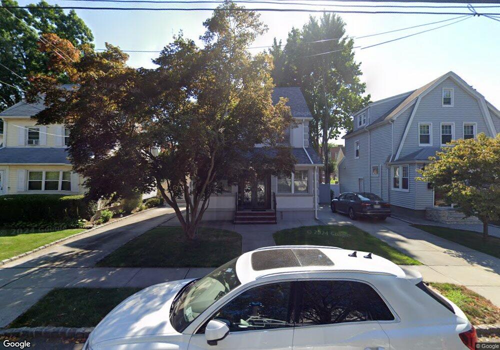 3361 170th St, Flushing, NY 11358 - photo 1