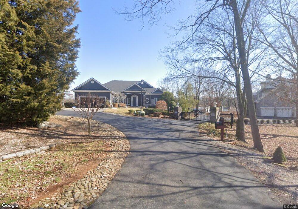 216 Kiyuga Ln, Loudon, TN 37774 - photo 1