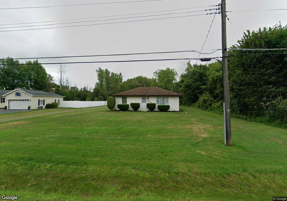 5450 Mapleton Rd, Lockport, NY 14094 - photo 1