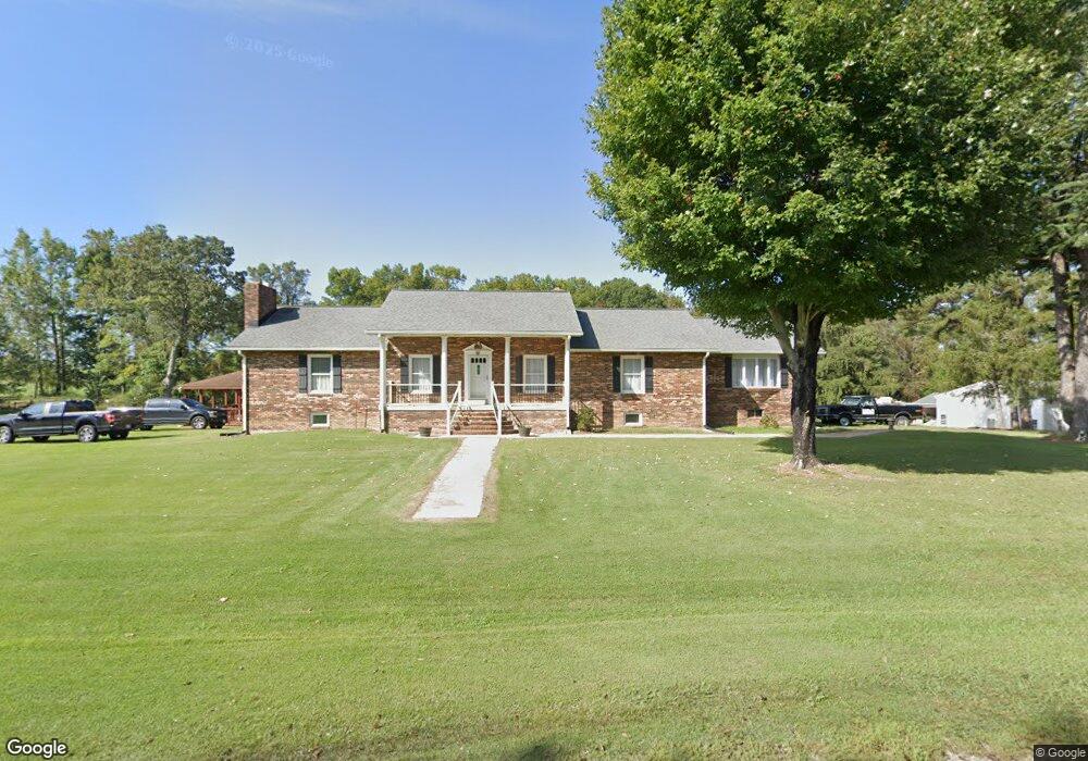 211 Buena Vista Dr, Colonial Beach, VA 22443 - photo 1