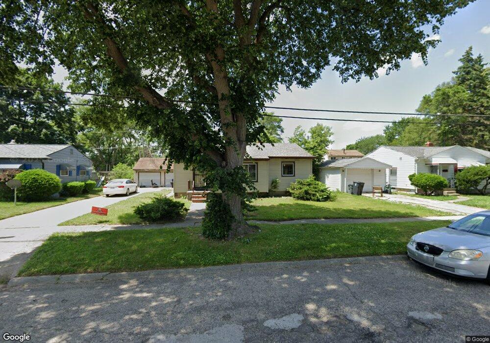 2030 Wood Ln, Flint, MI 48503 - photo 1