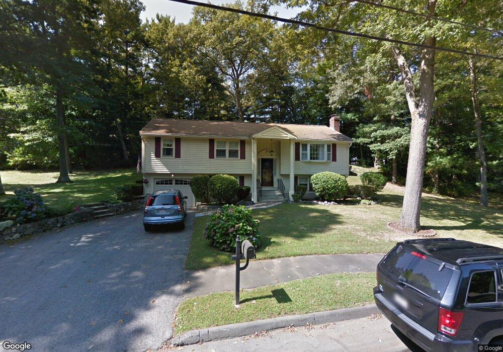 8 Scarlet Ln, Danvers, MA 01923 - photo 1