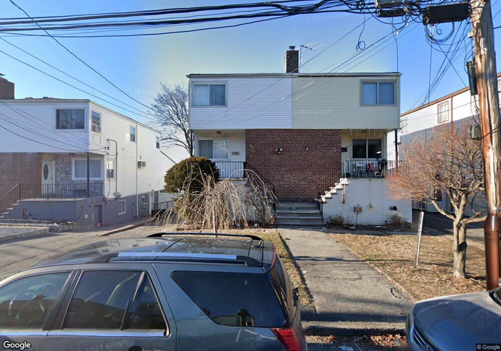 43 Troy Ln, Yonkers, NY 10701 - photo 1