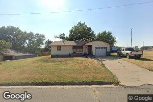 407 N Oak St, Solomon, KS 67480