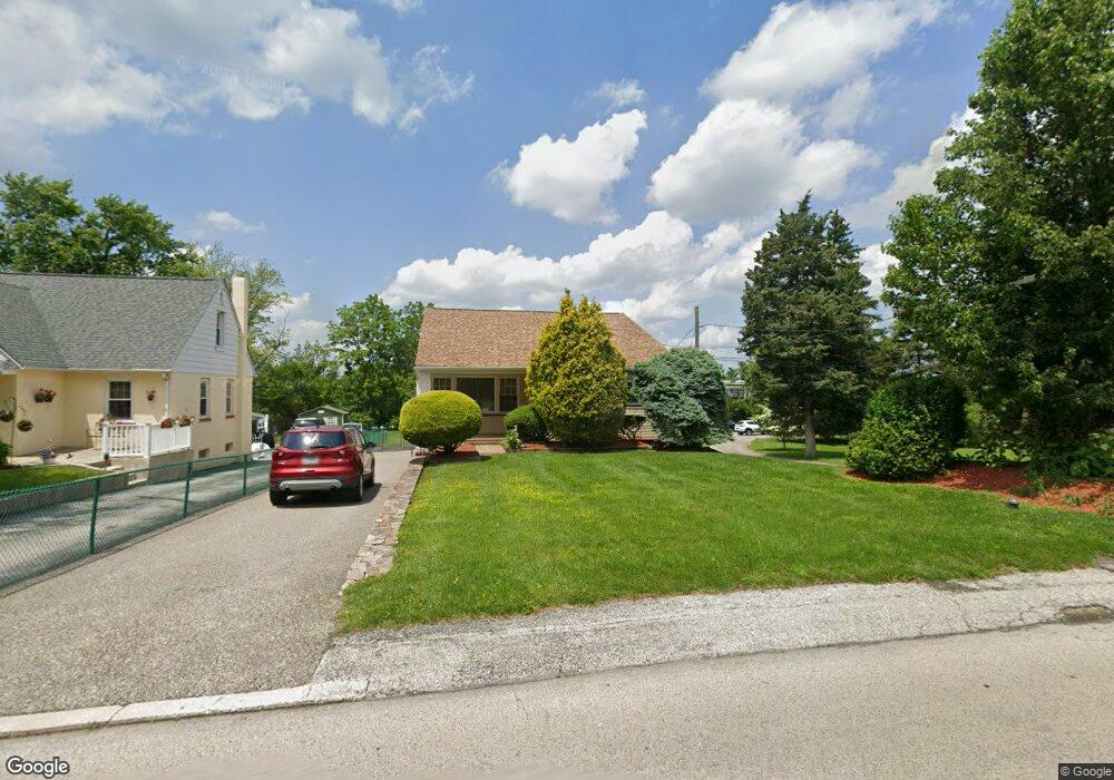 3007 Chestnut St, Lafayette Hill, PA 19444 - photo 1