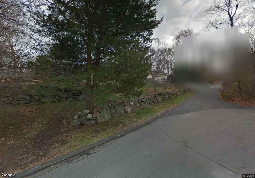 56 Angelus Dr, Greenwich, CT 06831 - photo 1