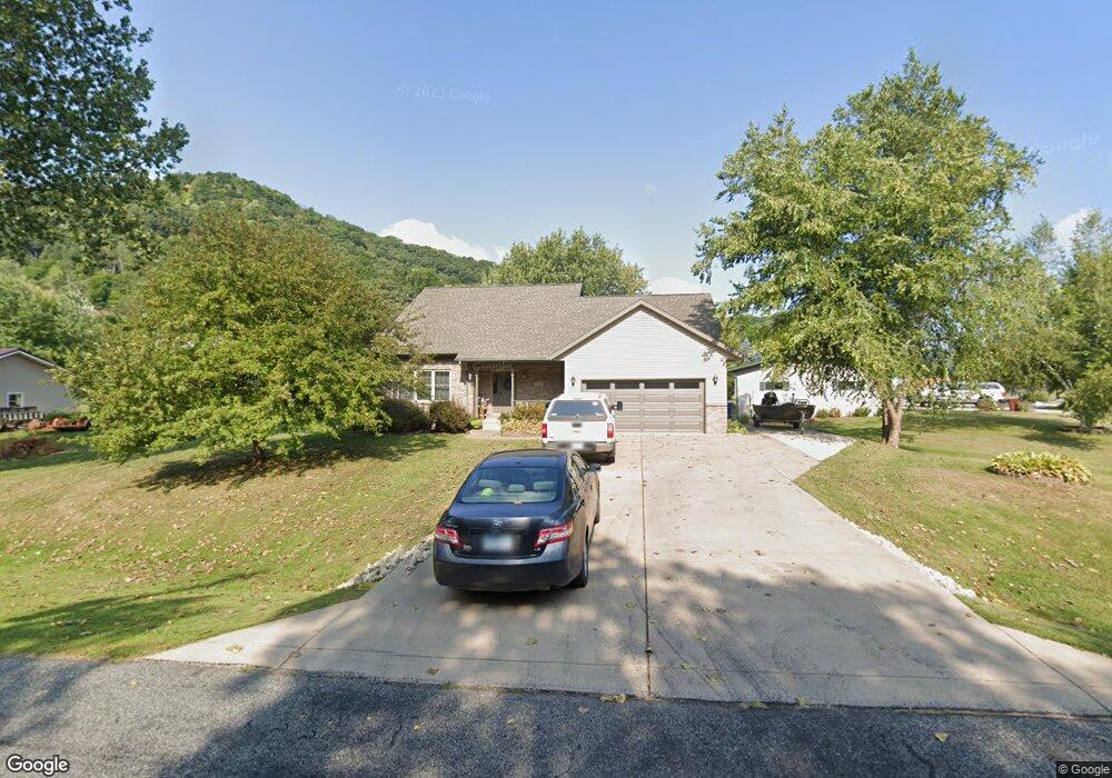 220 Valleyview Rd, Dakota, MN 55925 - photo 1