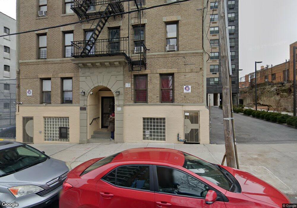 495 E 188th St, Bronx, NY 10458 - photo 1