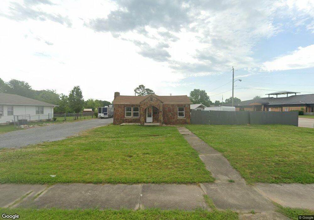 1108 S Strong Blvd, McAlester, OK 74501 - photo 1