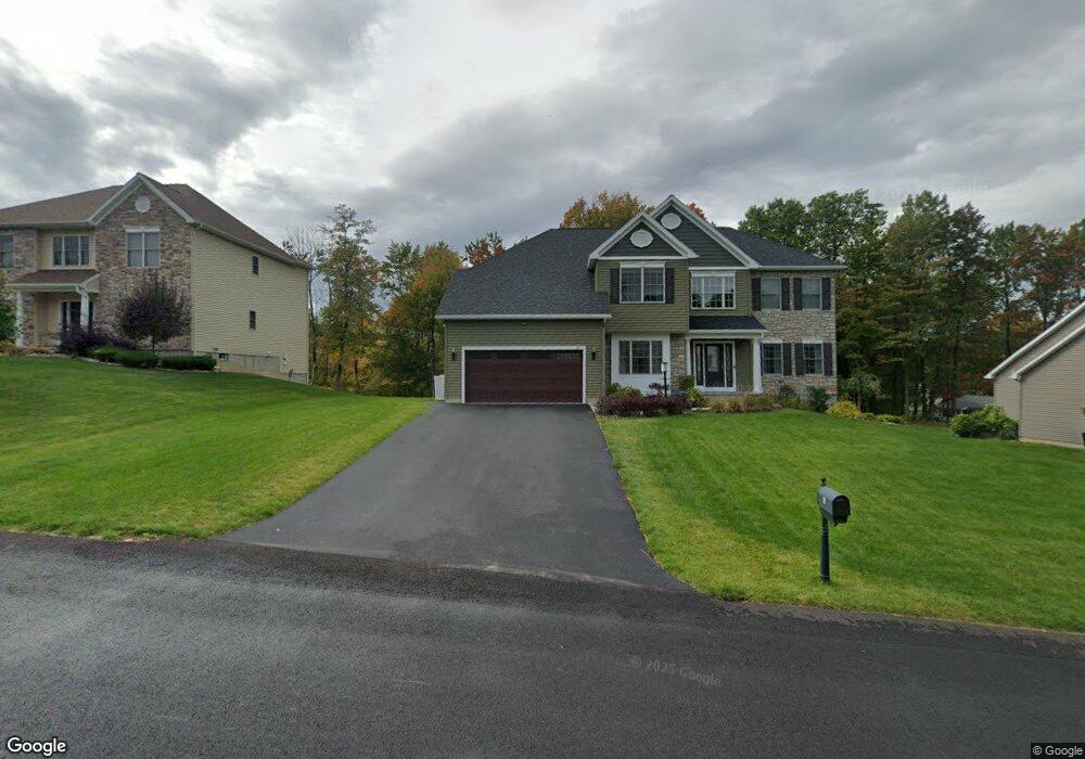 65 Tamarack La, Colonie Tov, NY 12309 - photo 1