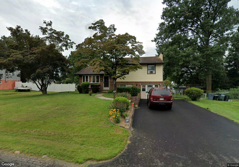 31 Revere St, Feasterville Trevose, PA 19053 - photo 1