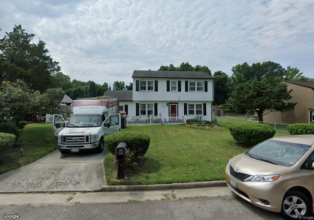 634 Bradford Ln, Petersburg, VA 23805 - photo 1