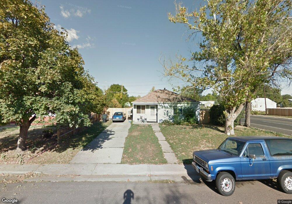 775 Newark St, Aurora, CO 80010 - photo 1