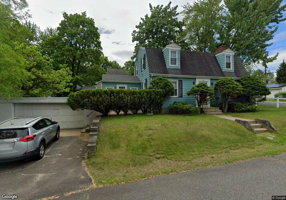 29 Royal St, Springfield, MA 01109 - photo 1