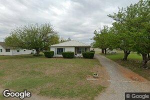 927 SW Burt St, Minco, OK 73059