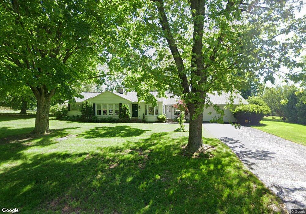 2381 Bratton Ave, Bloomfield Hills, MI 48302 - photo 1