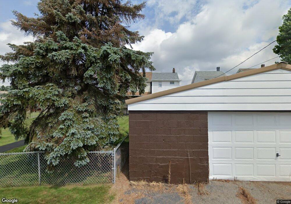 118 Carleton Ave, Hazleton, PA 18201 - photo 1