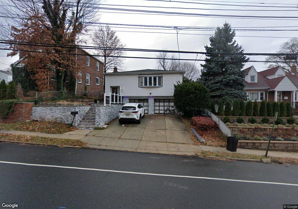 2110 Vauxhall Rd, Union, NJ 07083 - photo 1