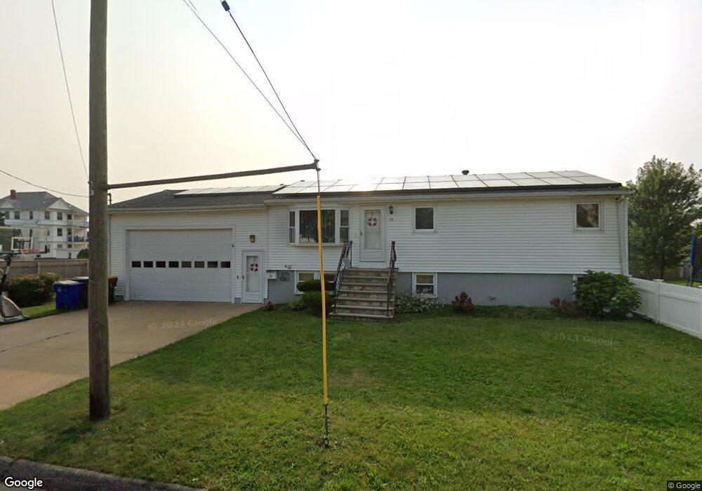 28 Hughes St, Fall River, MA 02724 - photo 1