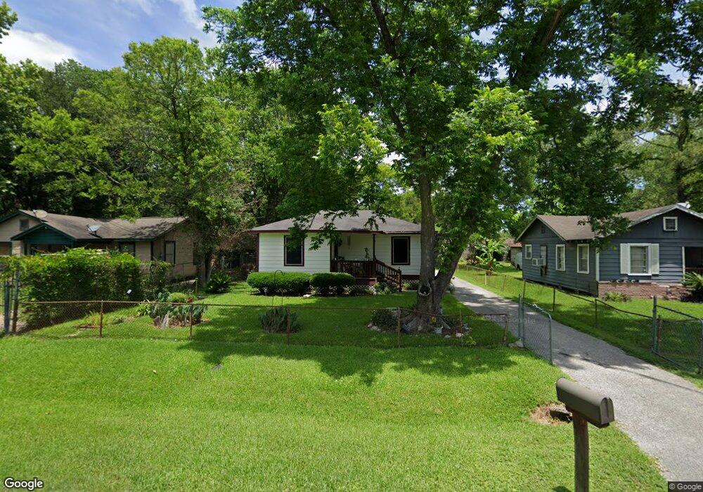 7205 Philibert Ln, Houston, TX 77028 - photo 1