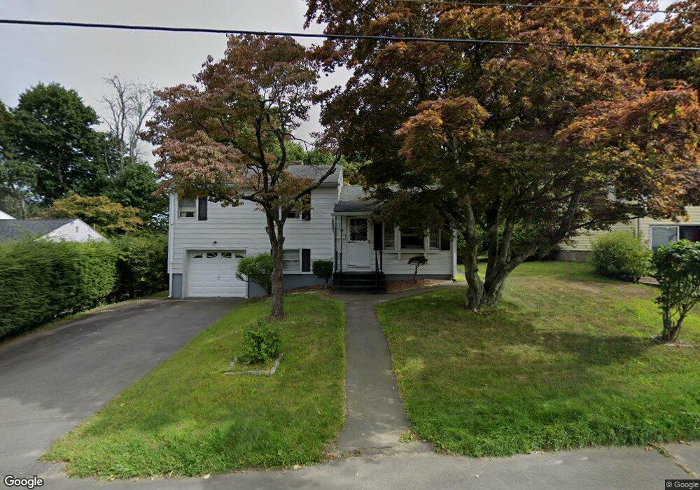 19 Cronin Dr, Waterbury, CT 06708 - photo 1