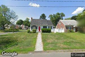 92 Sherwood Rd, Dumont, NJ 07628