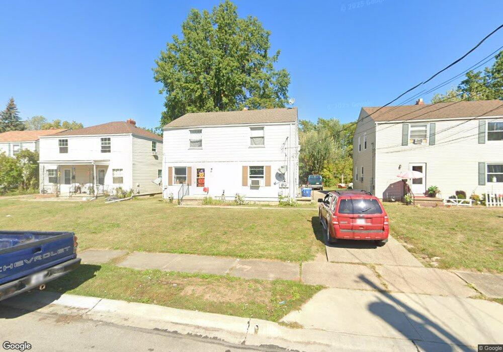2333 E 37th St, Lorain, OH 44055 - photo 1