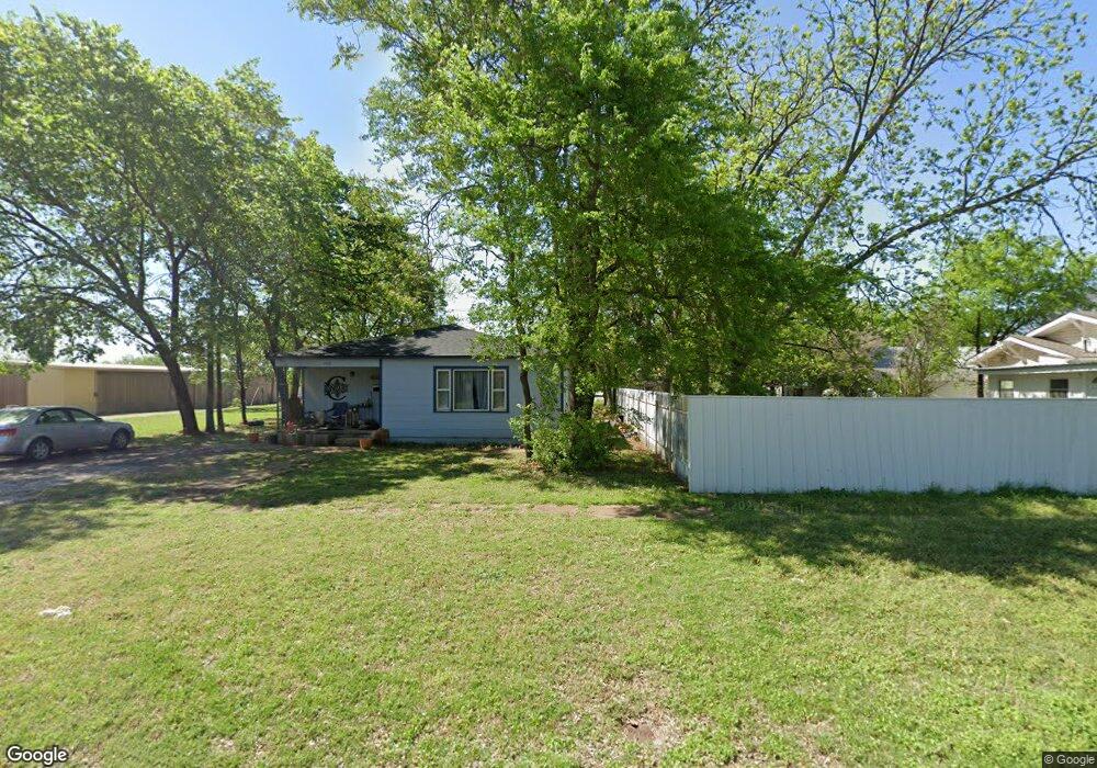 706 W Beech Ave, Duncan, OK 73533 - photo 1