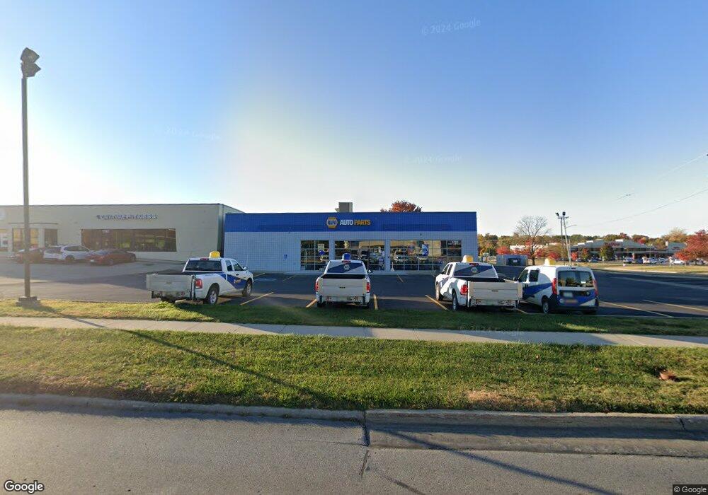 1701 1st Ave E, Newton, IA 50208 - photo 1