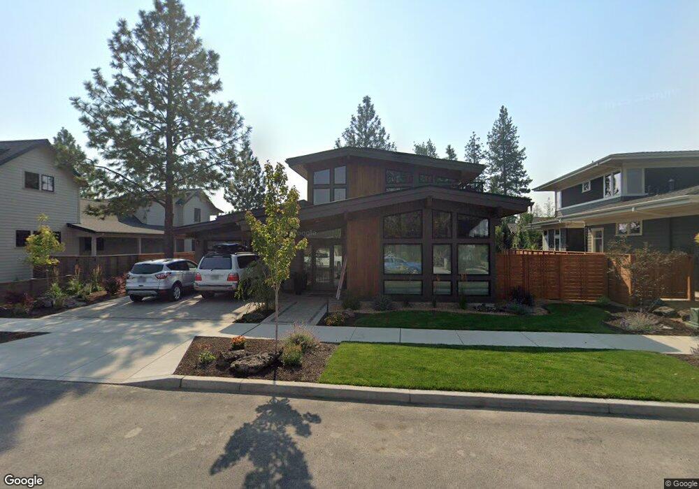 3039 NW Tharp Ave, Bend, OR 97703 - photo 1