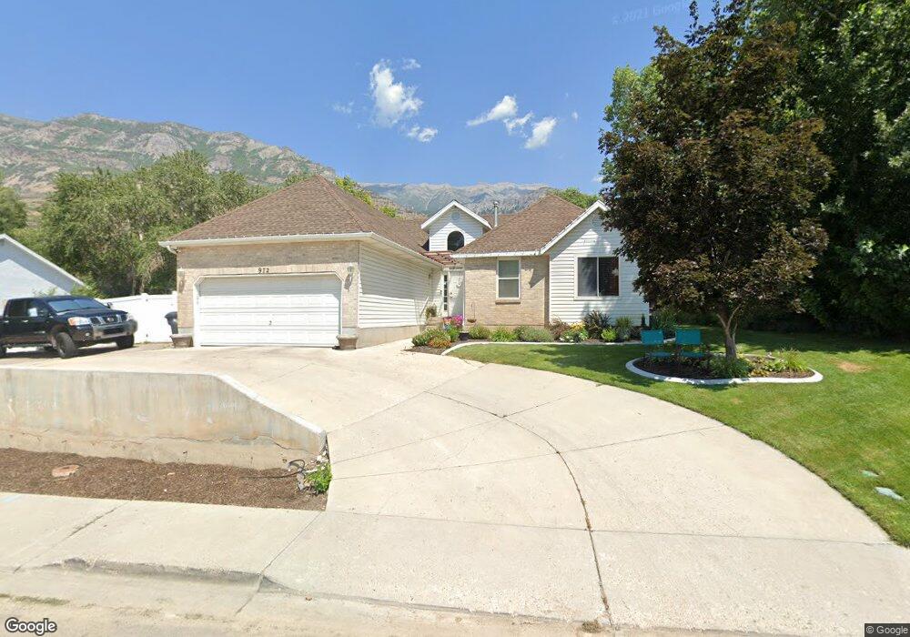 972 N Mahogany Dr, Pleasant Grove, UT 84062 - photo 1