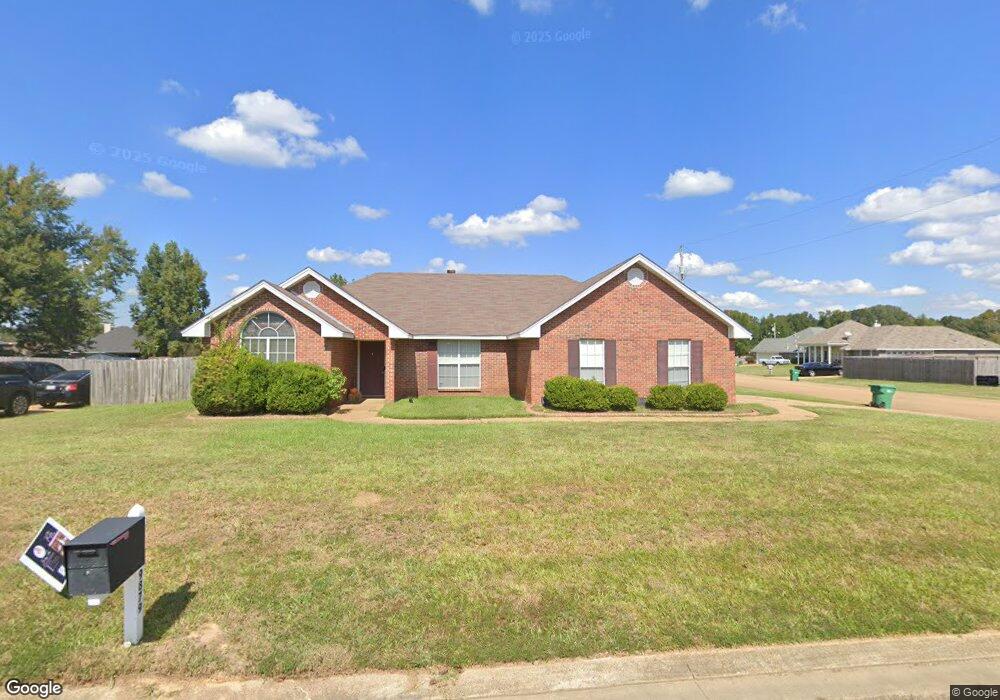 9879 Crooked Creek Blvd, Byram, MS 39272 - photo 1