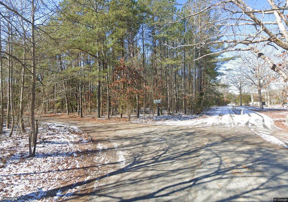 8305 Hillcrest Dr, Ruther Glen, VA 22546 - photo 1