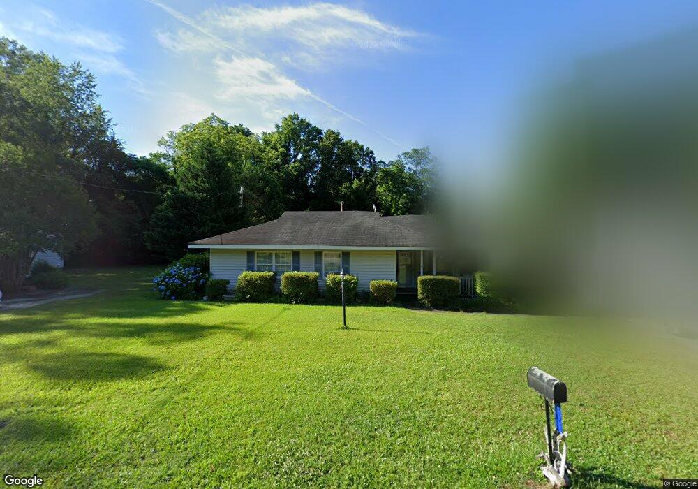 611 Cantey Pkwy, Camden, SC 29020 - photo 1