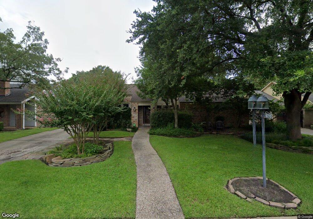 10210 Piping Rock Ln, Houston, TX 77042 - photo 1