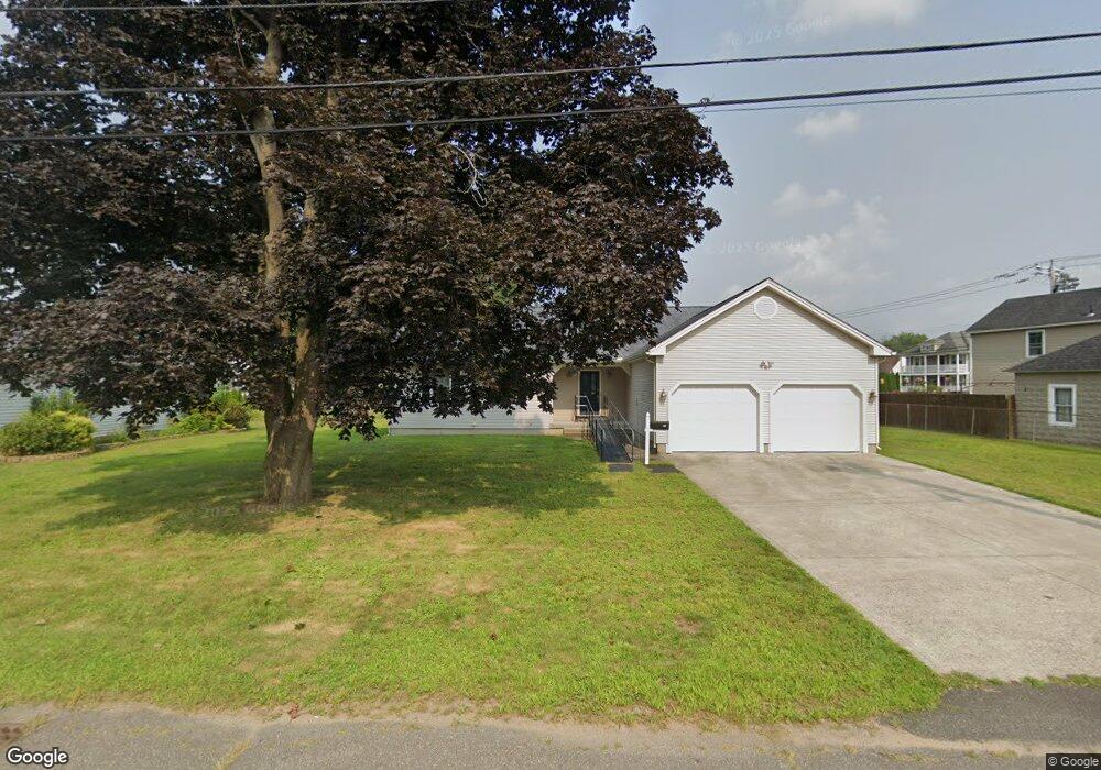 20 Yale St, Ludlow, MA 01056 - photo 1