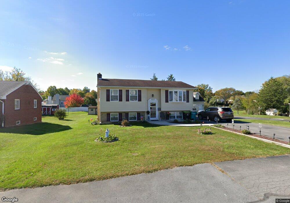 17217 Cloverleaf Rd, Hagerstown, MD 21740 - photo 1