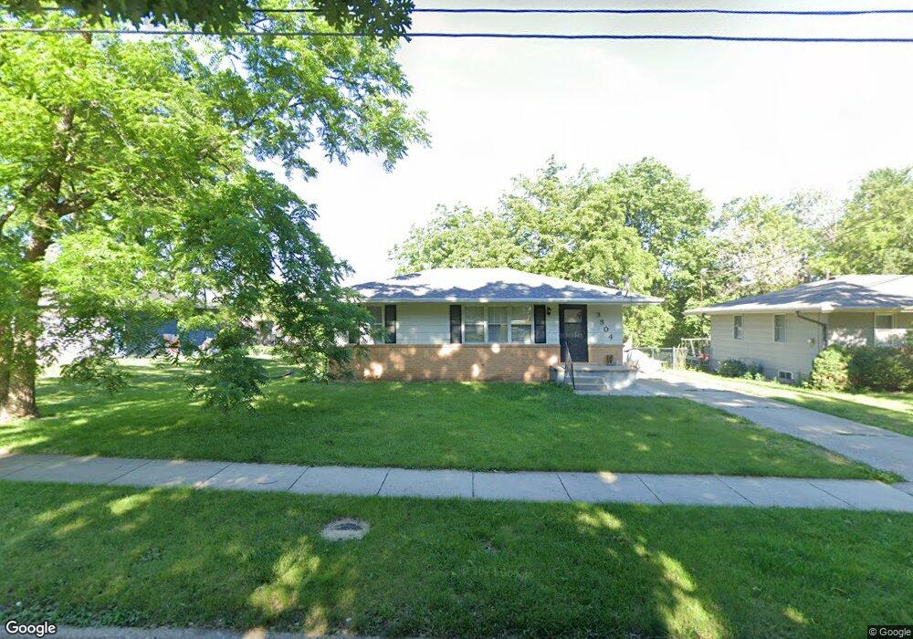 3804 SE 10th St, Des Moines, IA 50315 - photo 1