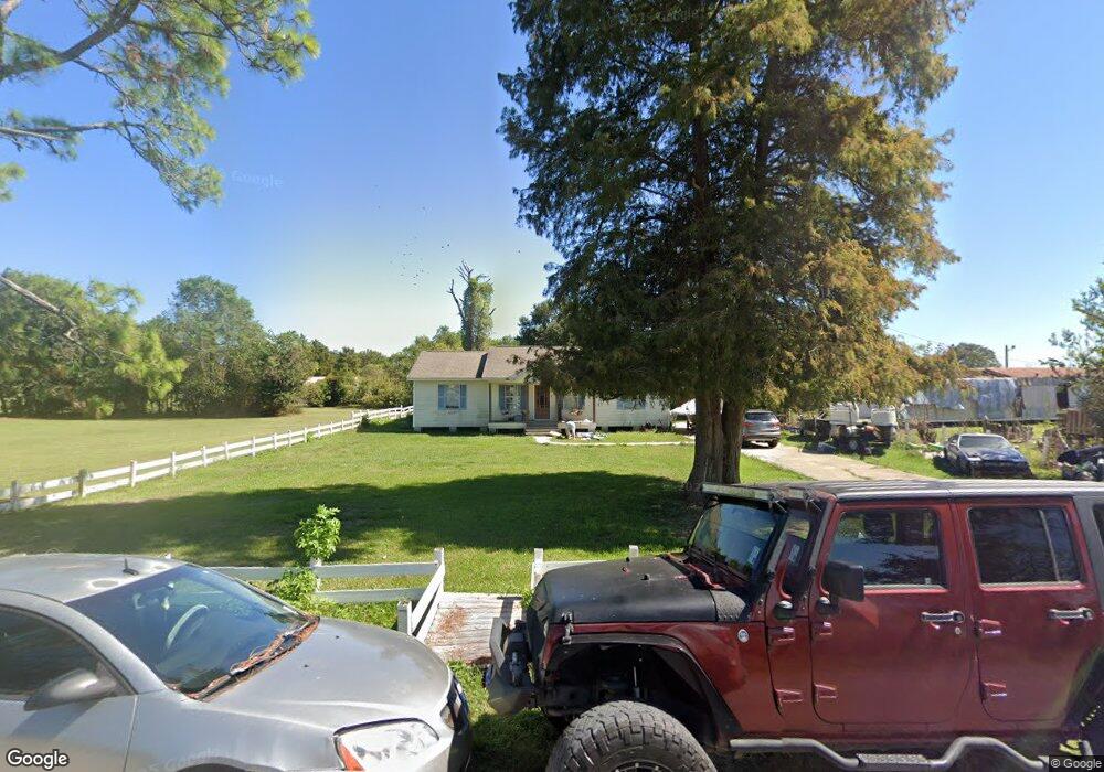 127 Lake Dr, Raceland, LA 70394 - photo 1