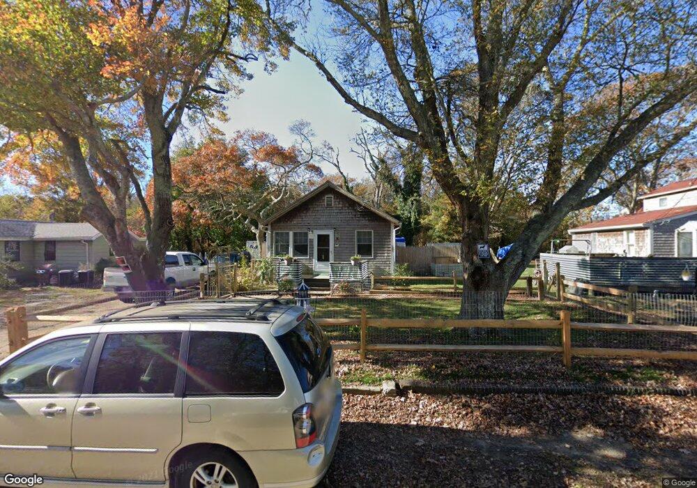 17 Andrews Rd, Vineyard Haven, MA 02568 - photo 1