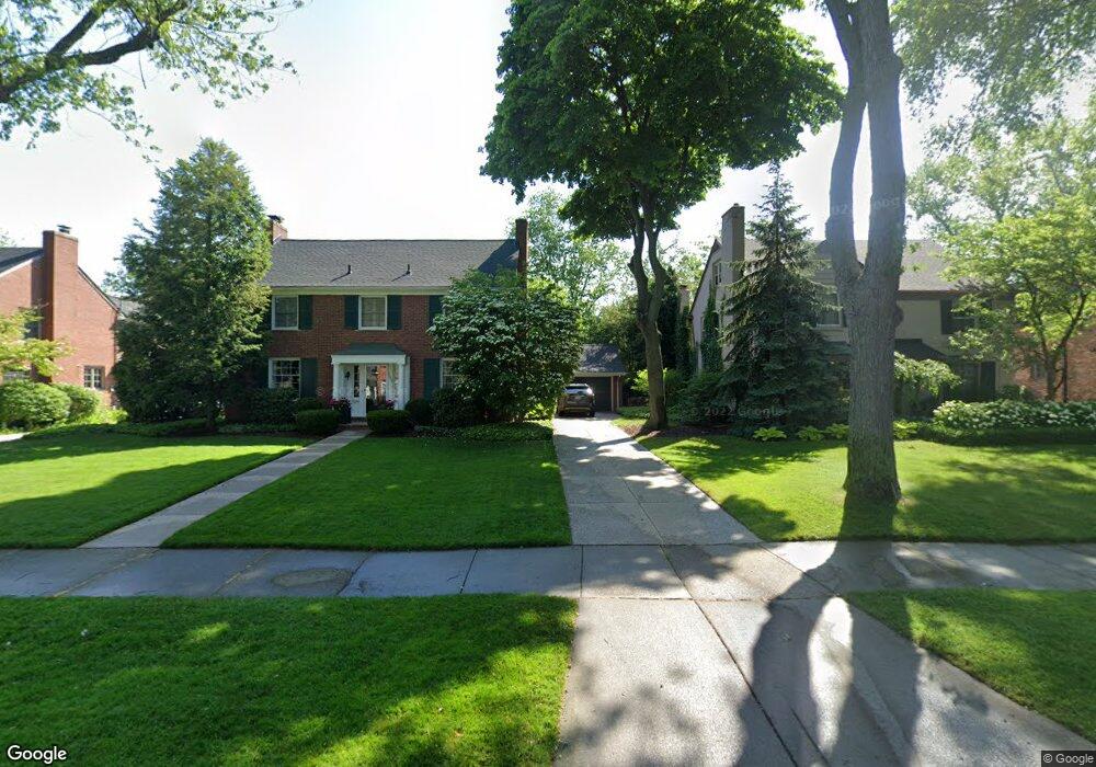 1050 Audubon Rd, Grosse Pointe Park, MI 48230 - photo 1