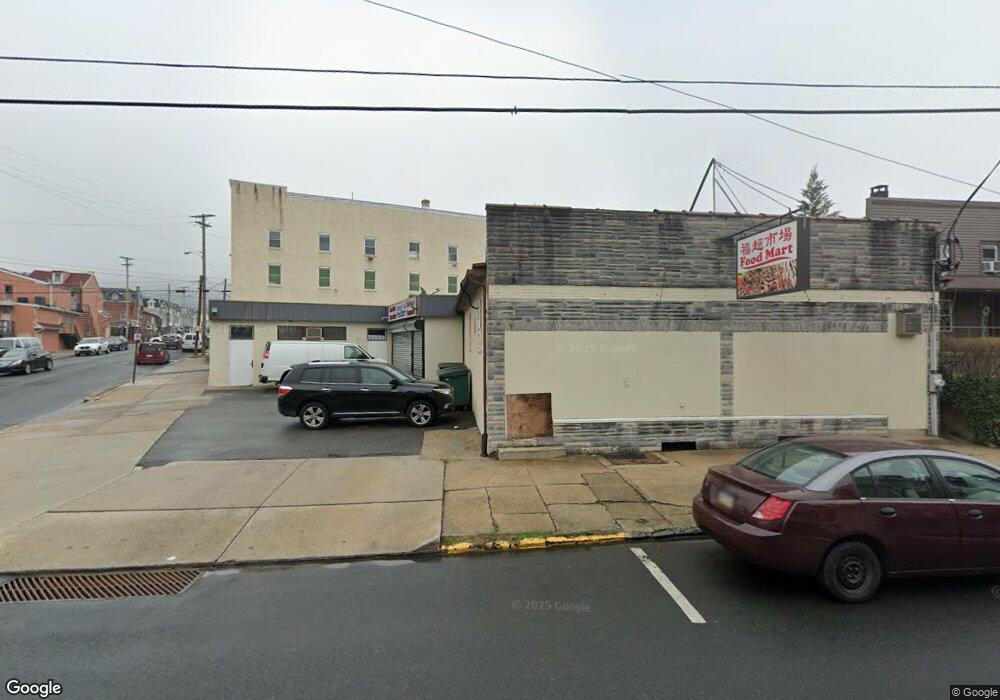 867 N 8th St, Reading, PA 19604 - photo 1