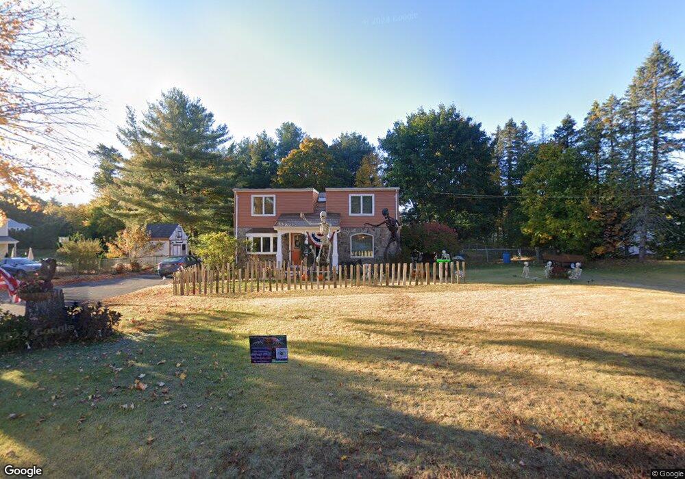 682 Prospect St, Plantsville, CT 06479 - photo 1