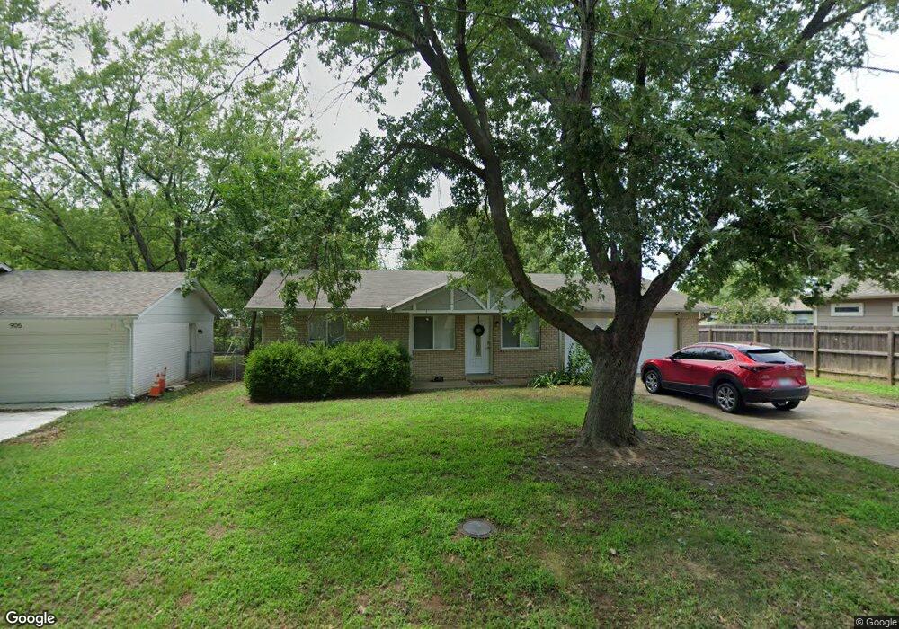 903 S Choctaw Place, Claremore, OK 74017 - photo 1