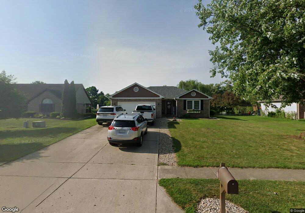 543 Clearwater Blvd, Whiteland, IN 46184 - photo 1