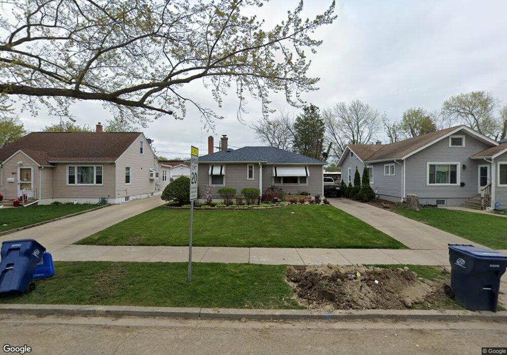 401 Judge Ave, Waukegan, IL 60085 - photo 1