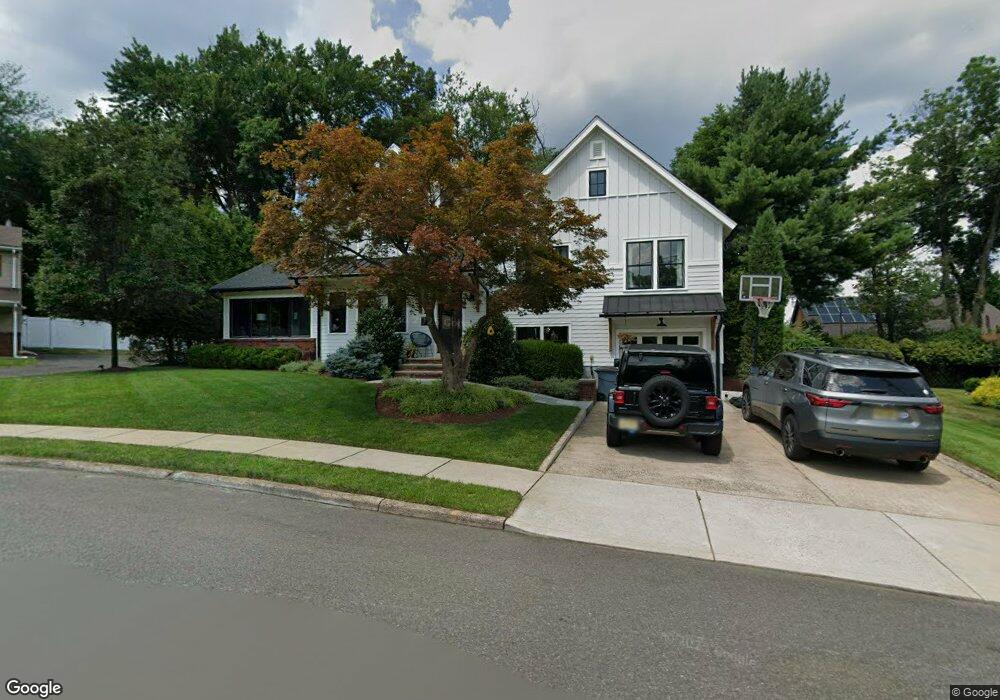 25 Evergreen St, Waldwick, NJ 07463 - photo 1